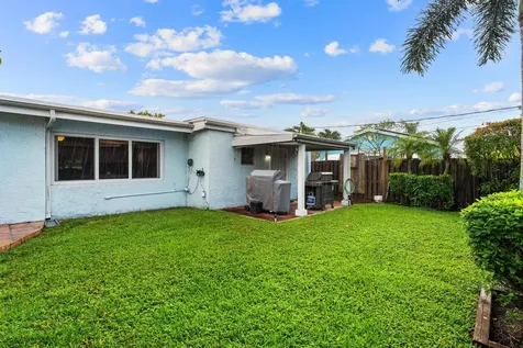 518 Minnesota Street Lantana FL 33462