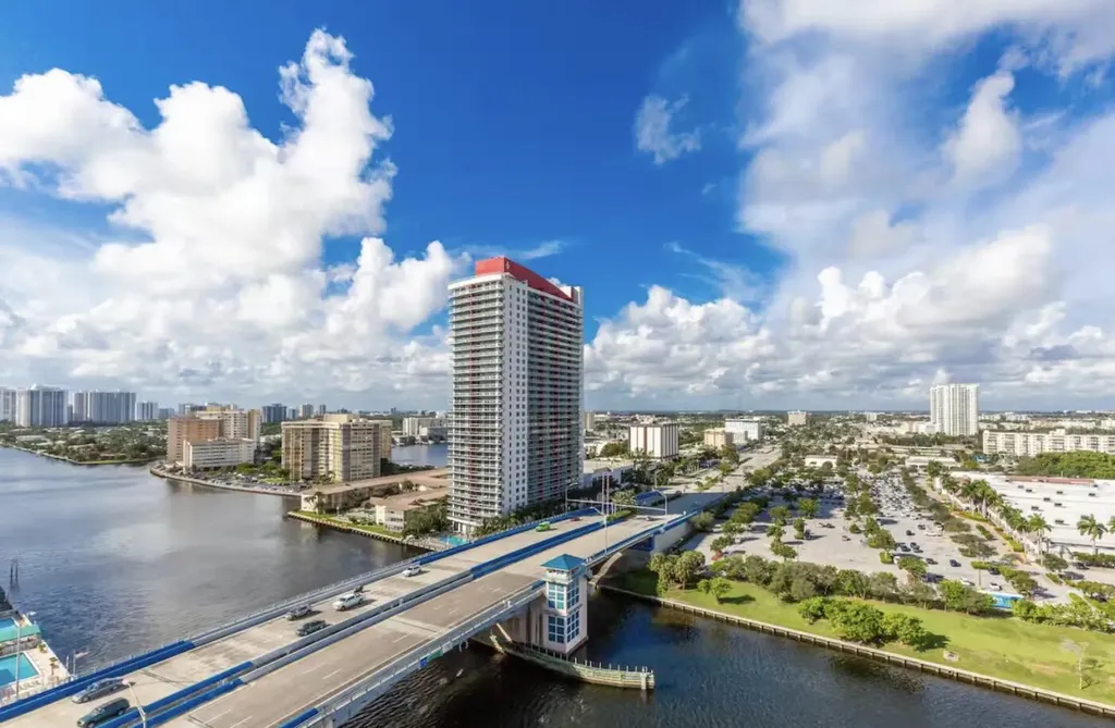 4010 S Ocean Drive Hollywood FL 33019