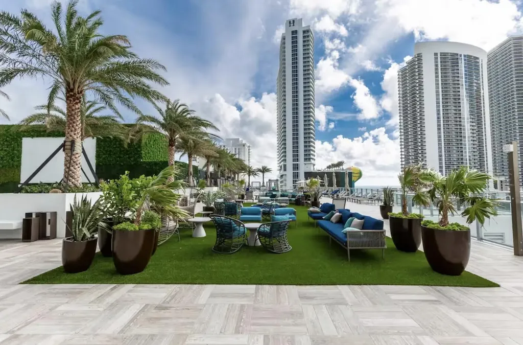 4010 S Ocean Drive Hollywood FL 33019