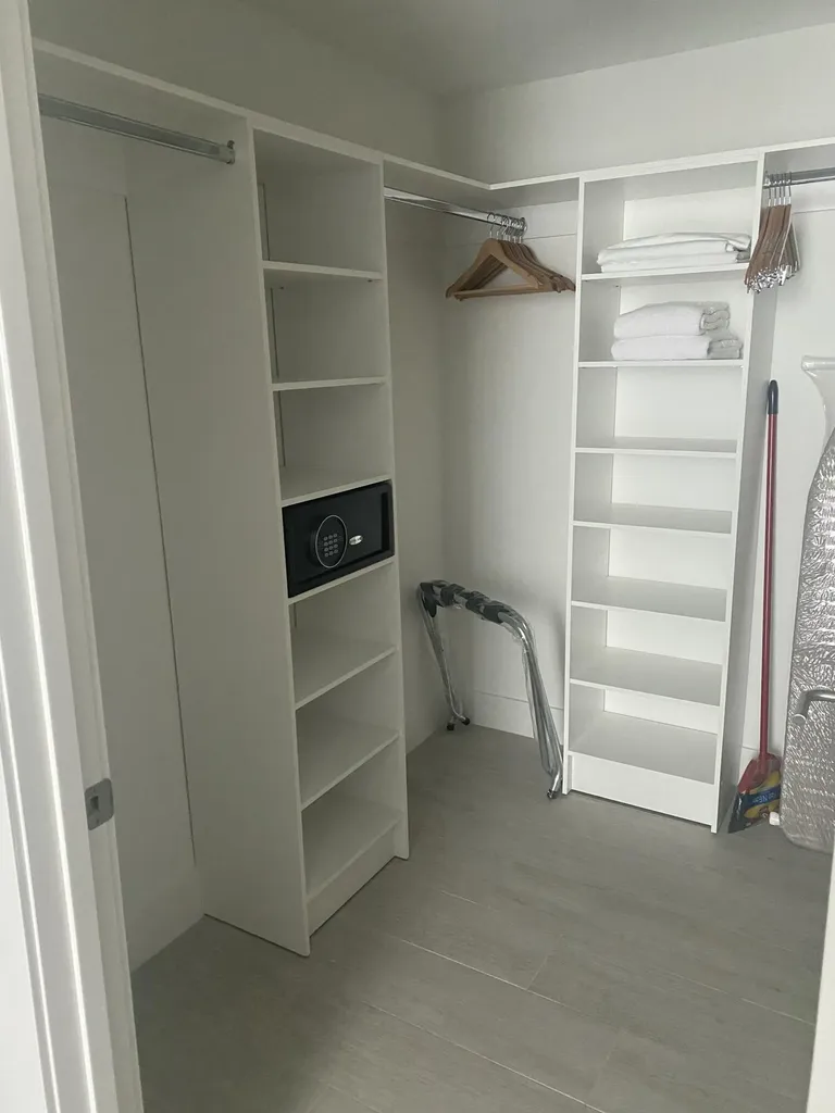 4010 S Ocean Drive Hollywood FL 33019