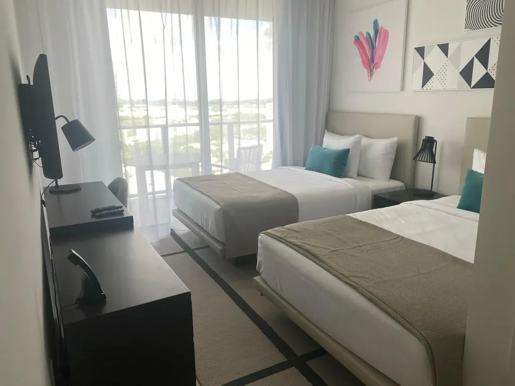 4010 S Ocean Drive Hollywood FL 33019