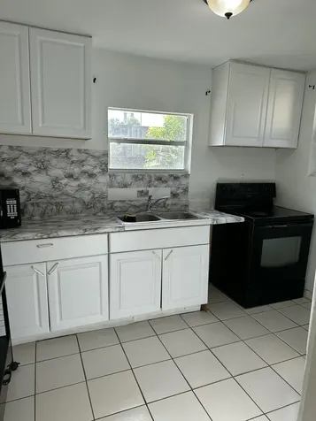 1091 SW 51st Avenue Plantation FL 33317