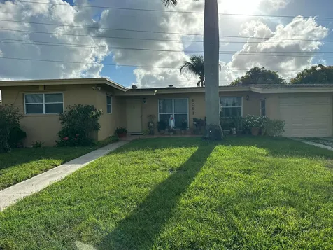1091 SW 51st Avenue Plantation FL 33317