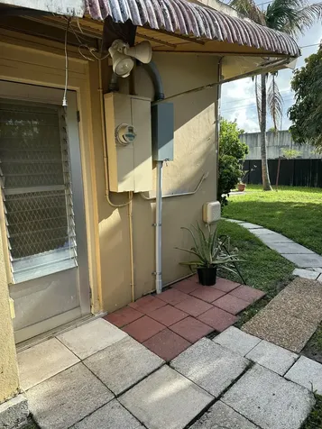 1091 SW 51st Avenue Plantation FL 33317