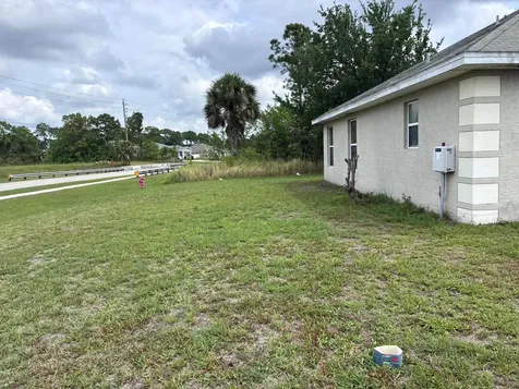 2397 SW Plum Court Port St Lucie FL 34953