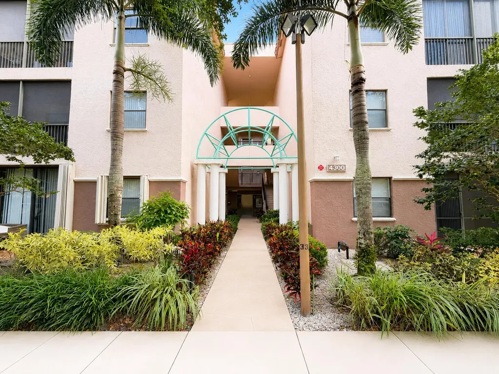 4300 NW 30th Street Coconut Creek FL 33066