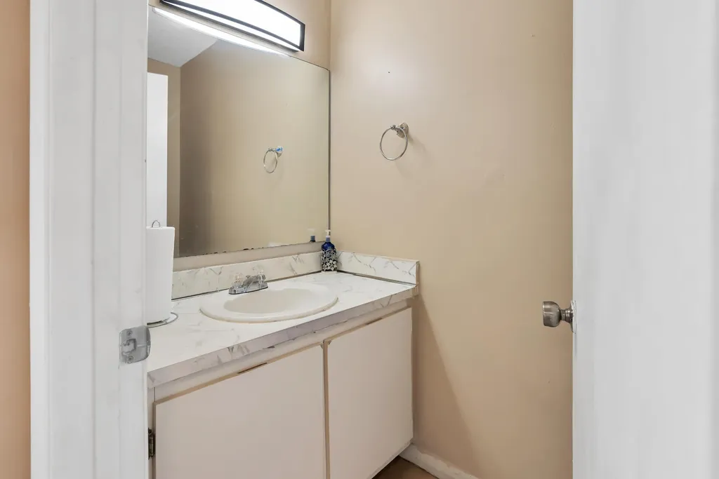 5023 E Society Place Place E West Palm Beach FL 33415