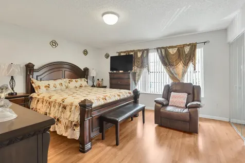 5023 E Society Place Place E West Palm Beach FL 33415