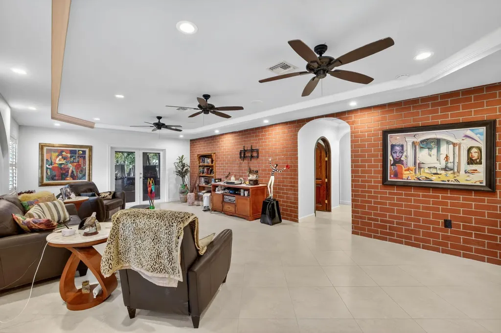 1412 NE 15th Avenue Fort Lauderdale FL 33304