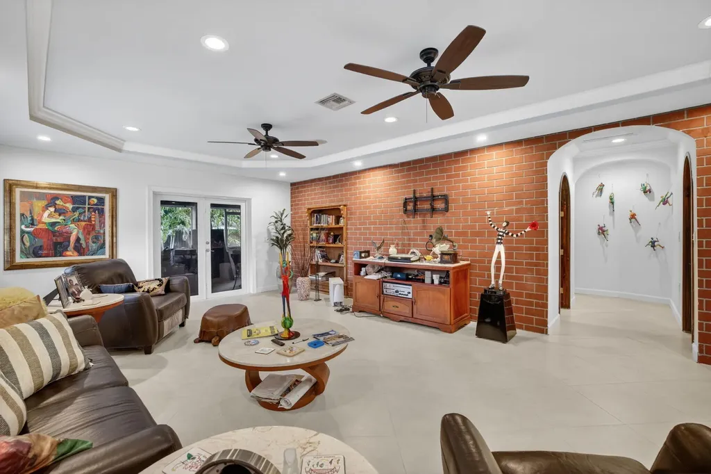 1412 NE 15th Avenue Fort Lauderdale FL 33304