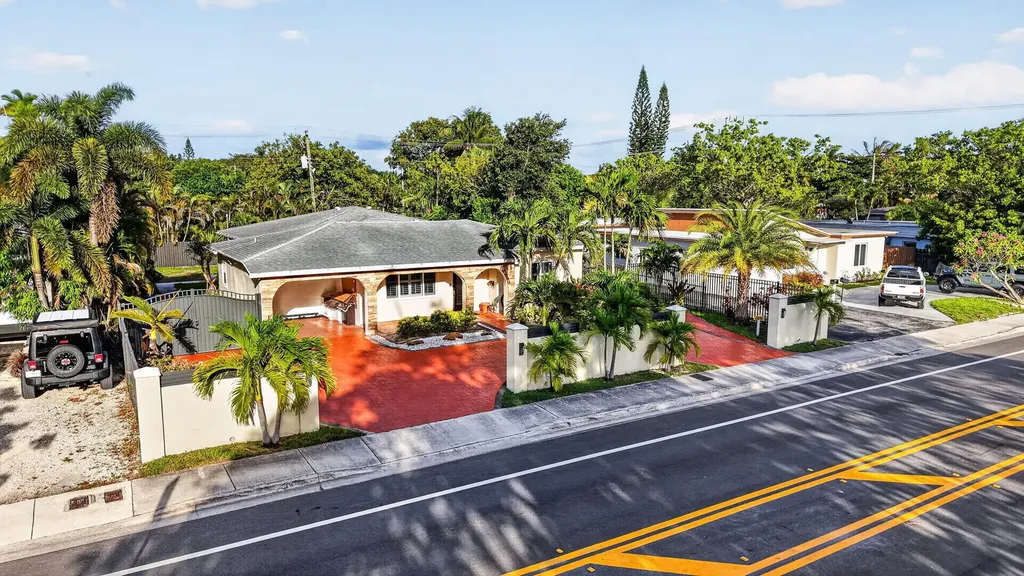 1412 NE 15th Avenue Fort Lauderdale FL 33304