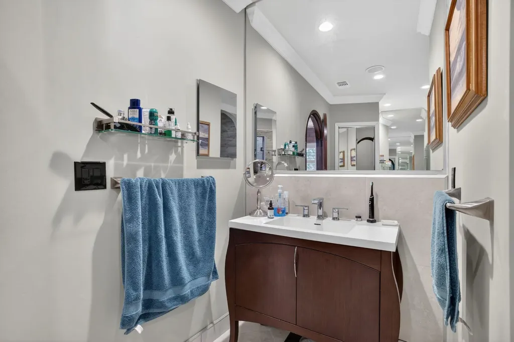 1412 NE 15th Avenue Fort Lauderdale FL 33304