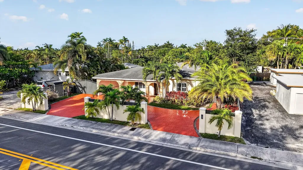 1412 NE 15th Avenue Fort Lauderdale FL 33304
