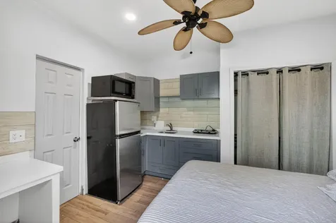 1412 NE 15th Avenue Fort Lauderdale FL 33304
