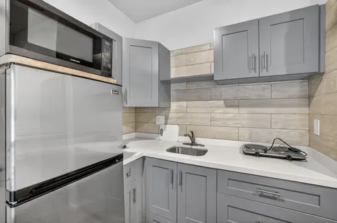1412 NE 15th Avenue Fort Lauderdale FL 33304