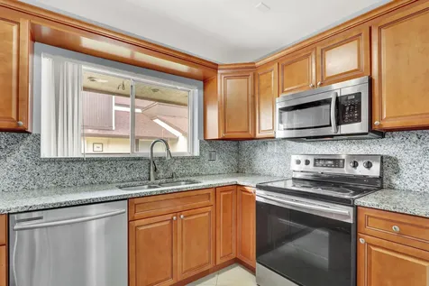 5272 Bosque Lane West Palm Beach FL 33415