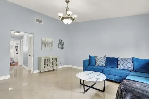 5272 Bosque Lane West Palm Beach FL 33415