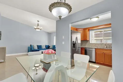 5272 Bosque Lane West Palm Beach FL 33415