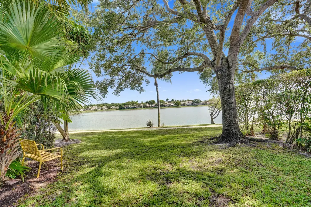 10694 Pelican Drive Wellington FL 33414