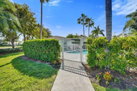 10694 Pelican Drive Wellington FL 33414