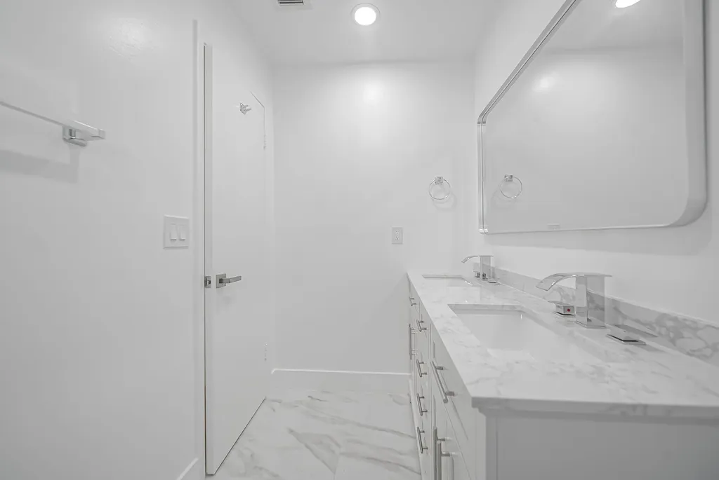 2106 Alfred Drive Boynton Beach FL 33426