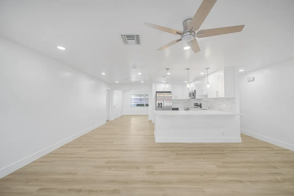 2106 Alfred Drive Boynton Beach FL 33426