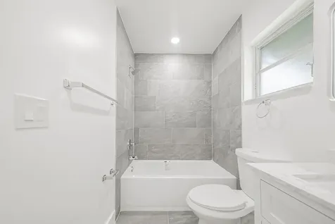 2106 Alfred Drive Boynton Beach FL 33426