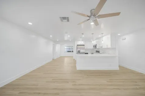 2106 Alfred Drive Boynton Beach FL 33426
