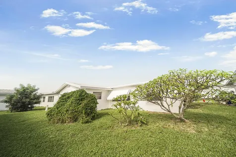 2106 Alfred Drive Boynton Beach FL 33426