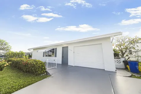 2106 Alfred Drive Boynton Beach FL 33426