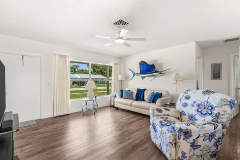 3364 Grove Road Palm Beach Gardens FL 33410