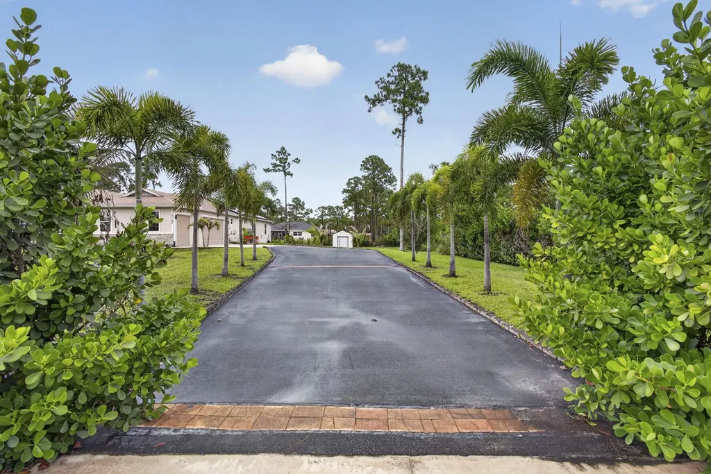 17145 Hamlin Boulevard Loxahatchee FL 33470