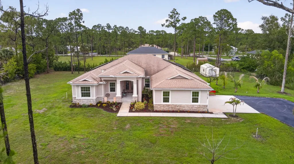 17145 Hamlin Boulevard Loxahatchee FL 33470