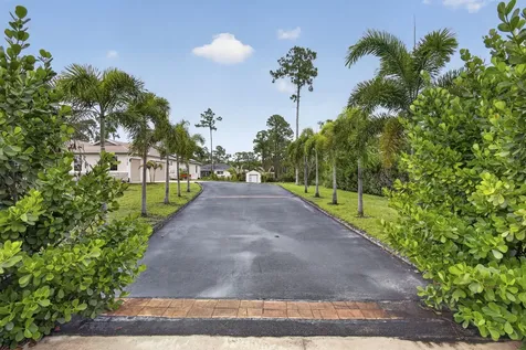 17145 Hamlin Boulevard Loxahatchee FL 33470