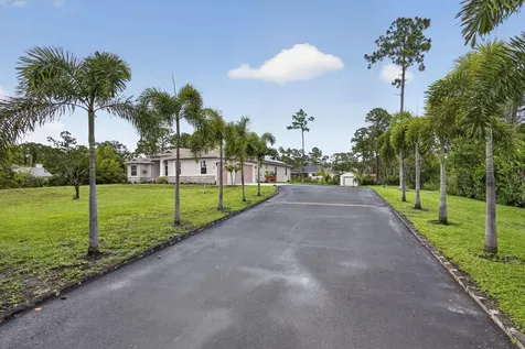 17145 Hamlin Boulevard Loxahatchee FL 33470
