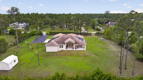 17145 Hamlin Boulevard Loxahatchee FL 33470