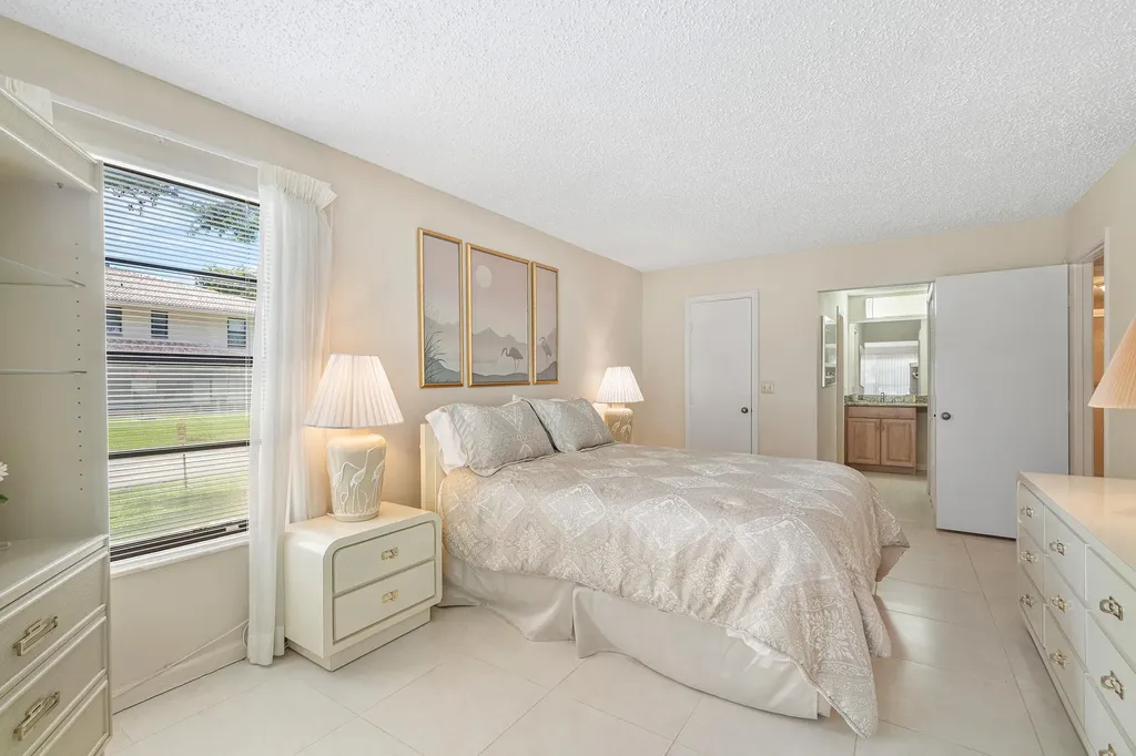 9810 Pineapple Tree Drive Boynton Beach FL 33436