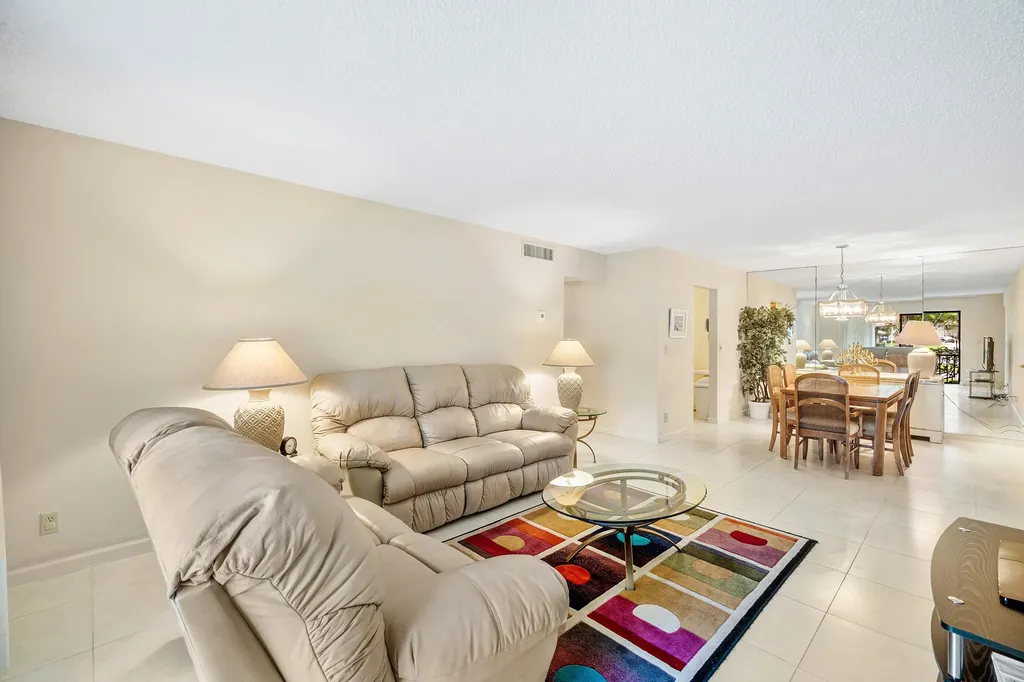 9810 Pineapple Tree Drive Boynton Beach FL 33436