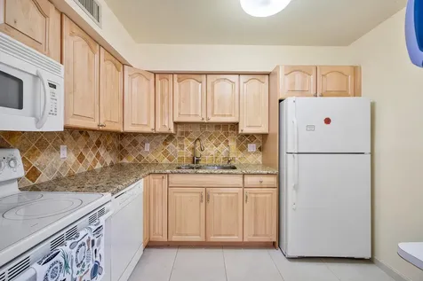 9810 Pineapple Tree Drive Boynton Beach FL 33436