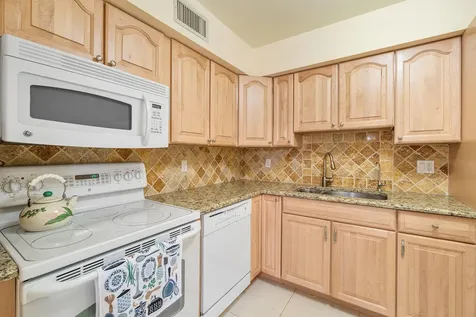 9810 Pineapple Tree Drive Boynton Beach FL 33436