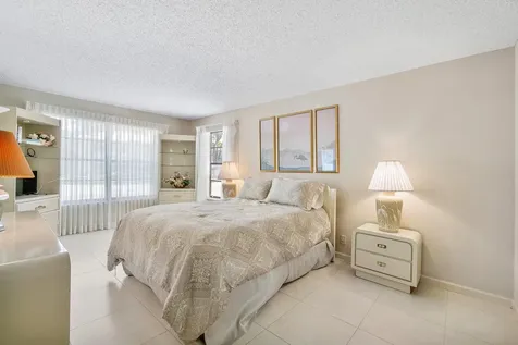9810 Pineapple Tree Drive Boynton Beach FL 33436