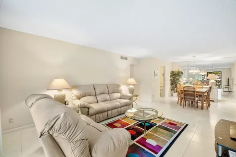 9810 Pineapple Tree Drive Boynton Beach FL 33436