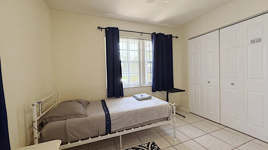 411 SE 4th Street Dania Beach FL 33004