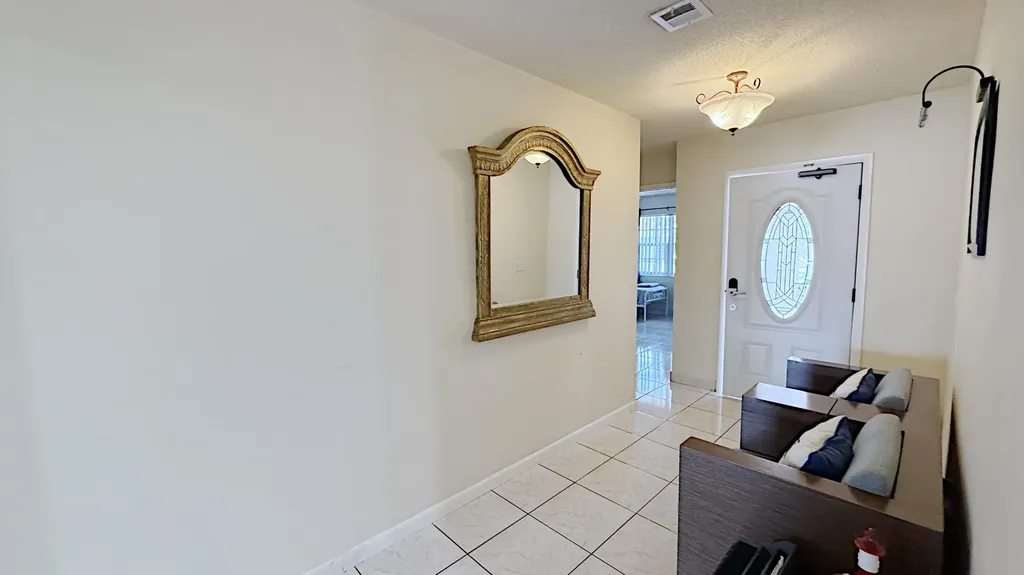 411 SE 4th Street Dania Beach FL 33004