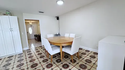 411 SE 4th Street Dania Beach FL 33004
