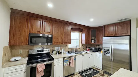 411 SE 4th Street Dania Beach FL 33004