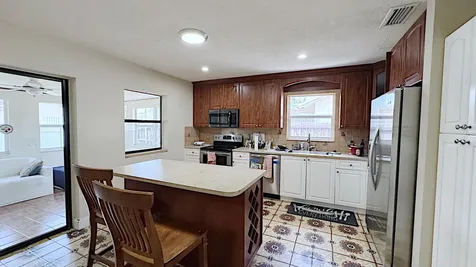 411 SE 4th Street Dania Beach FL 33004
