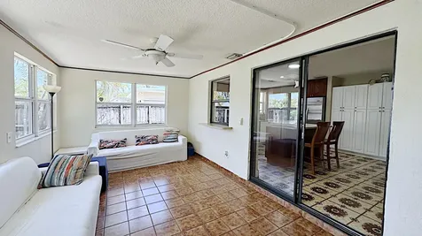 411 SE 4th Street Dania Beach FL 33004