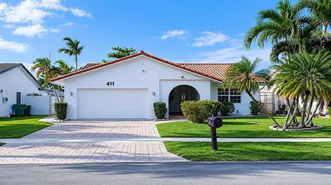 411 SE 4th Street Dania Beach FL 33004