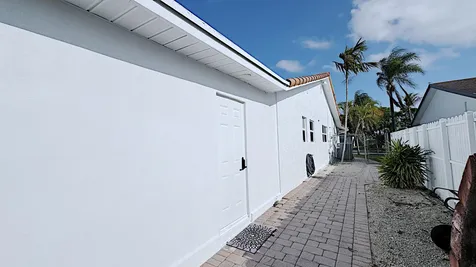 411 SE 4th Street Dania Beach FL 33004